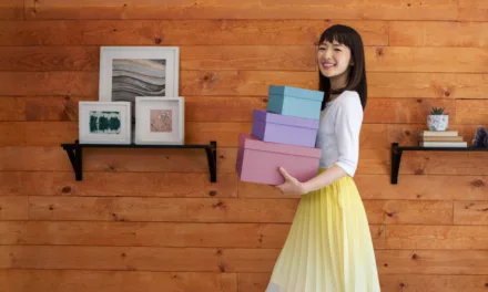 Marie Kondo dépoussière Netflix avec sa propre télé-réalité sur le rangement