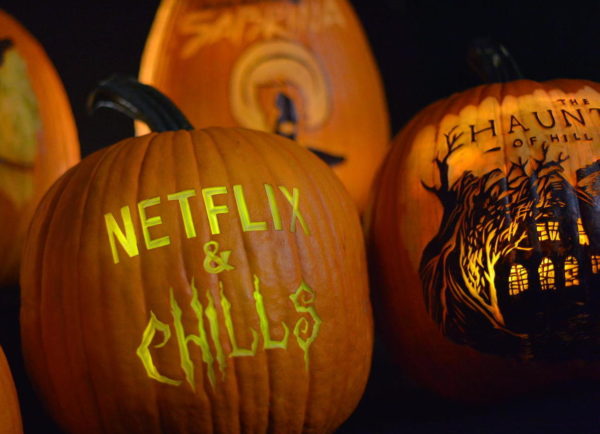 netflix chills 600x434 - Netflix and Chills : ce que Netflix vous réserve pour Halloween (Sorties Septembre et Octobre 2021)