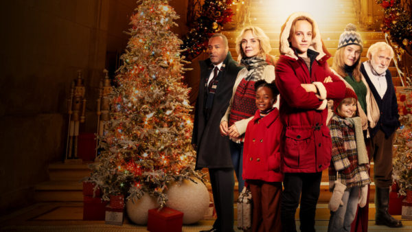 la famille claus 2 netflix 600x338 - La Famille Claus 2