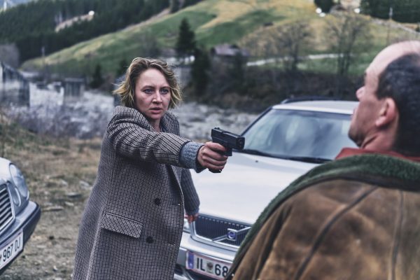 vengeances netflix serie janvier 2023 600x400 - Vengeances : c'est quoi cette nouvelle série autrichienne disponible en ce moment sur Netflix ? (Synopsis, casting, distribution)