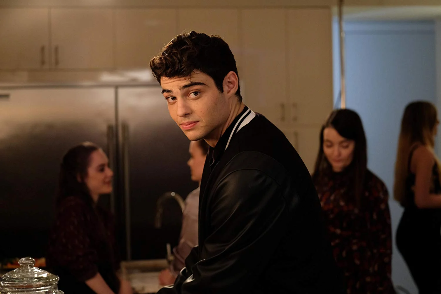 Noah Centineo - [Quiz] : Trouvez le match parfait avec votre moitié idéale de série romantique Netflix